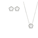 White Flower Design Jewelry Set
