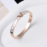 Fashionable Design Letter V Bracelet