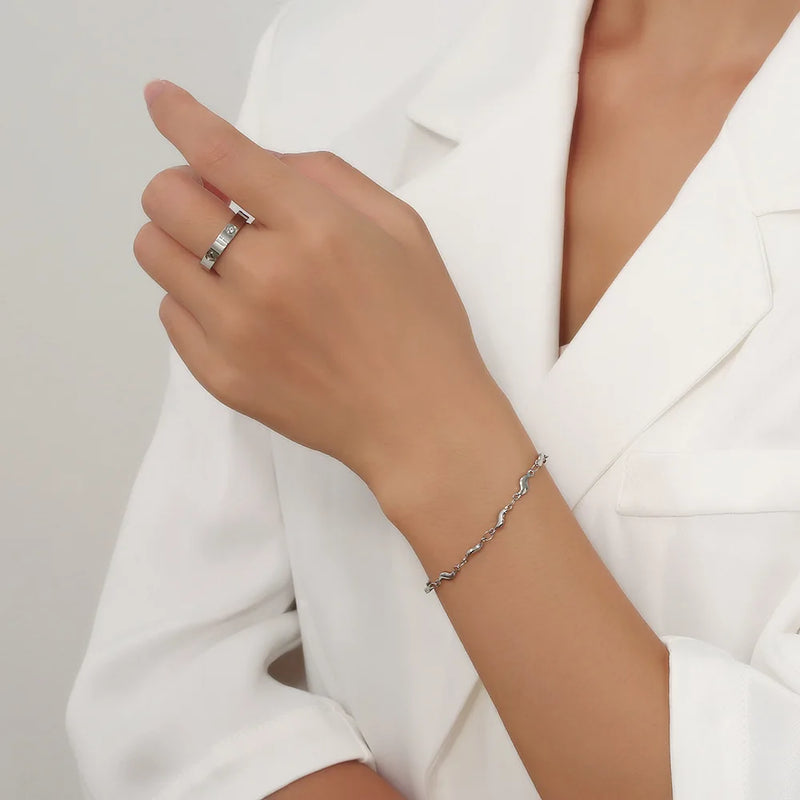 Zircon Love Heart Ring