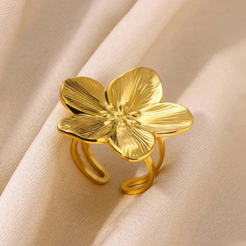 Big Bloom Flower Ring