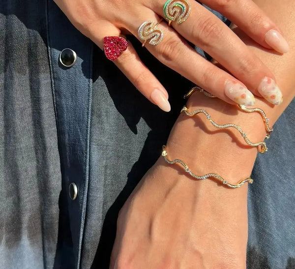 Wave Shape Bangle