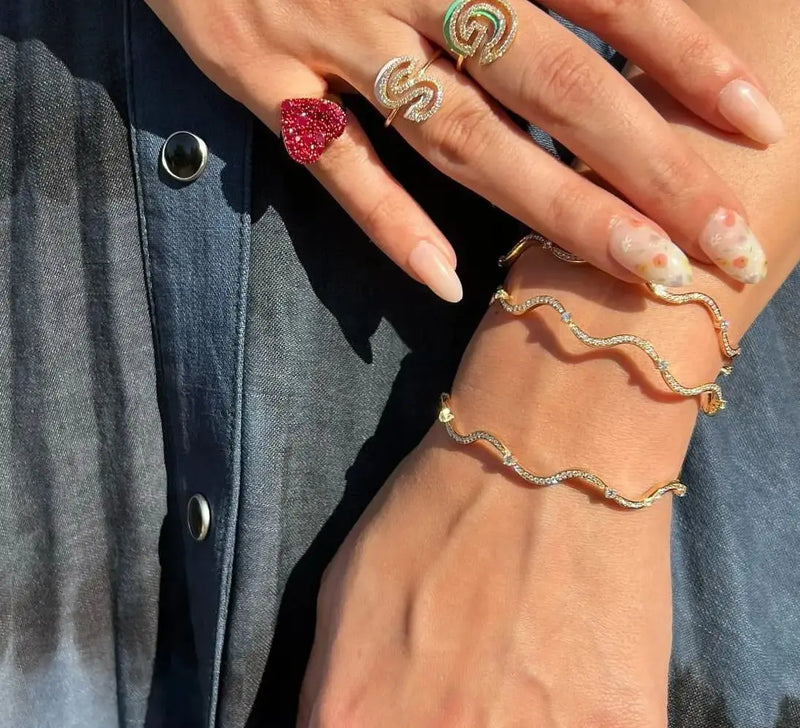 Wave Shape Bangle