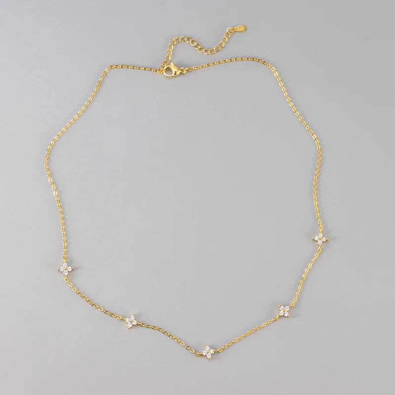 Four Leaf Flowers Necklace