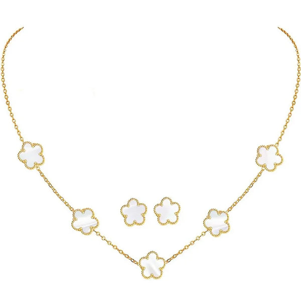 White Flower Design Jewelry Set