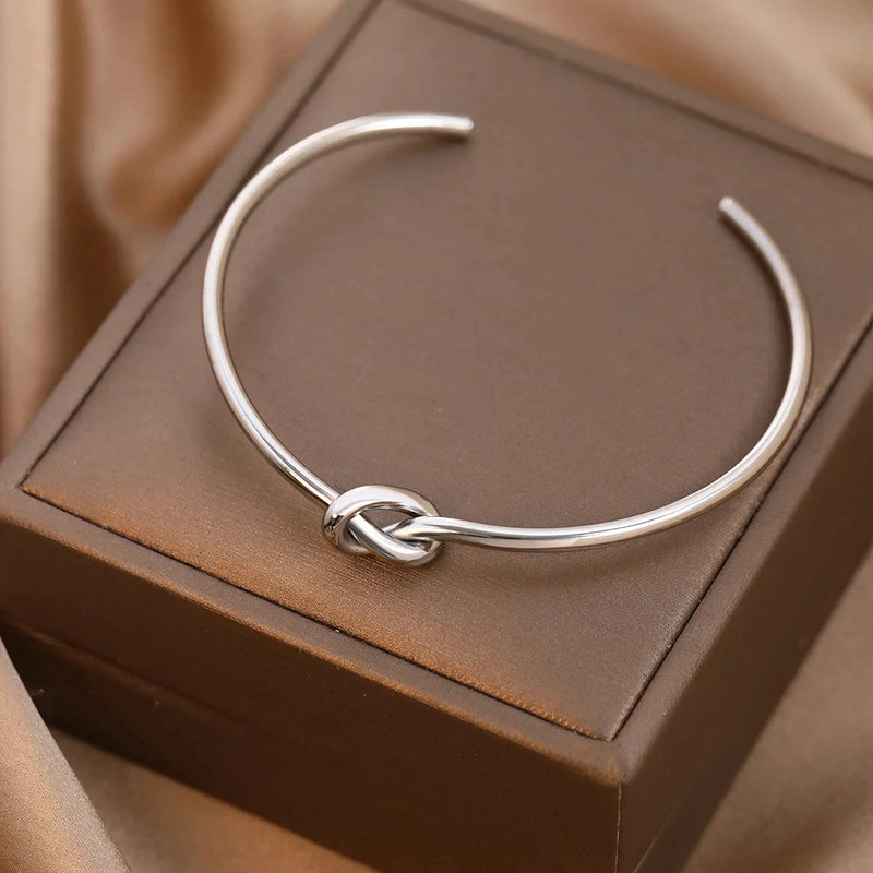 Elegant Round Circular Open  Bangle